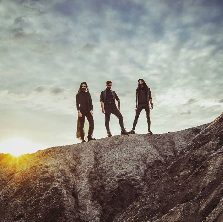 AROUND THE WORLD IN 80 DAYS (Post-rock / Electroni